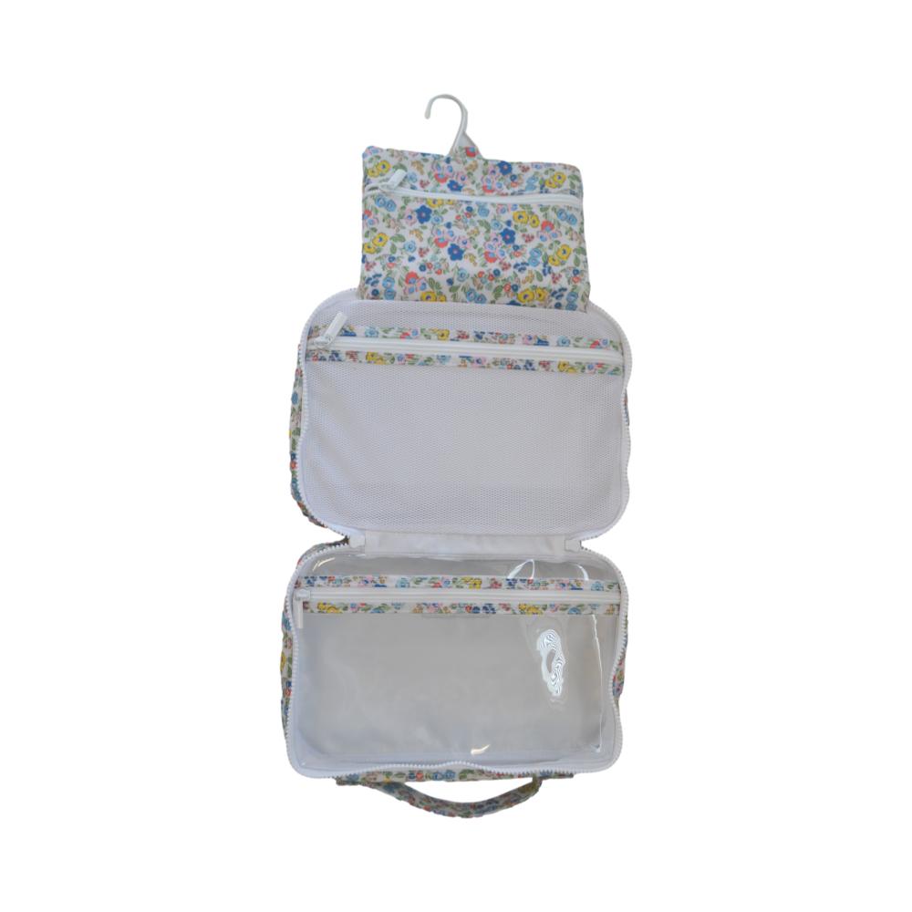 BUNDLE UP Hanging Toiletry Bag - POSIES