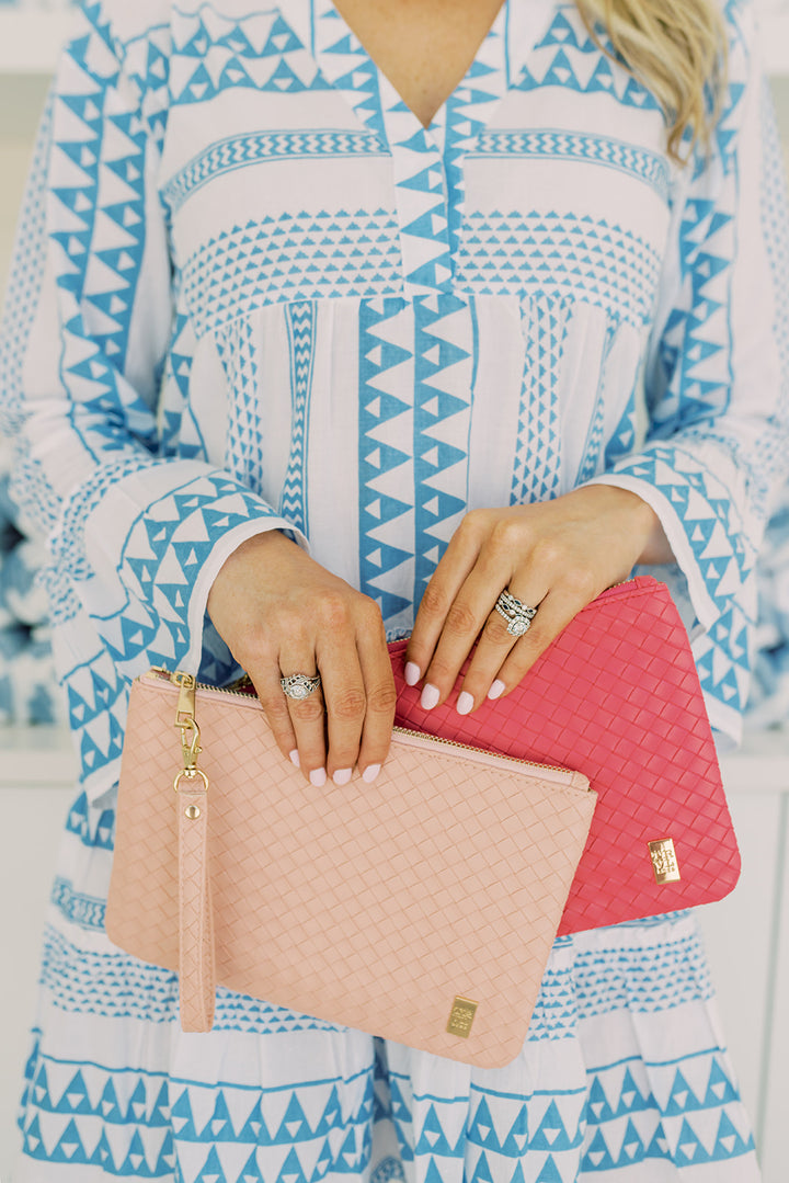 Clutch - Luxe Go-Go Wristlet Clutch - Woven Dahlia