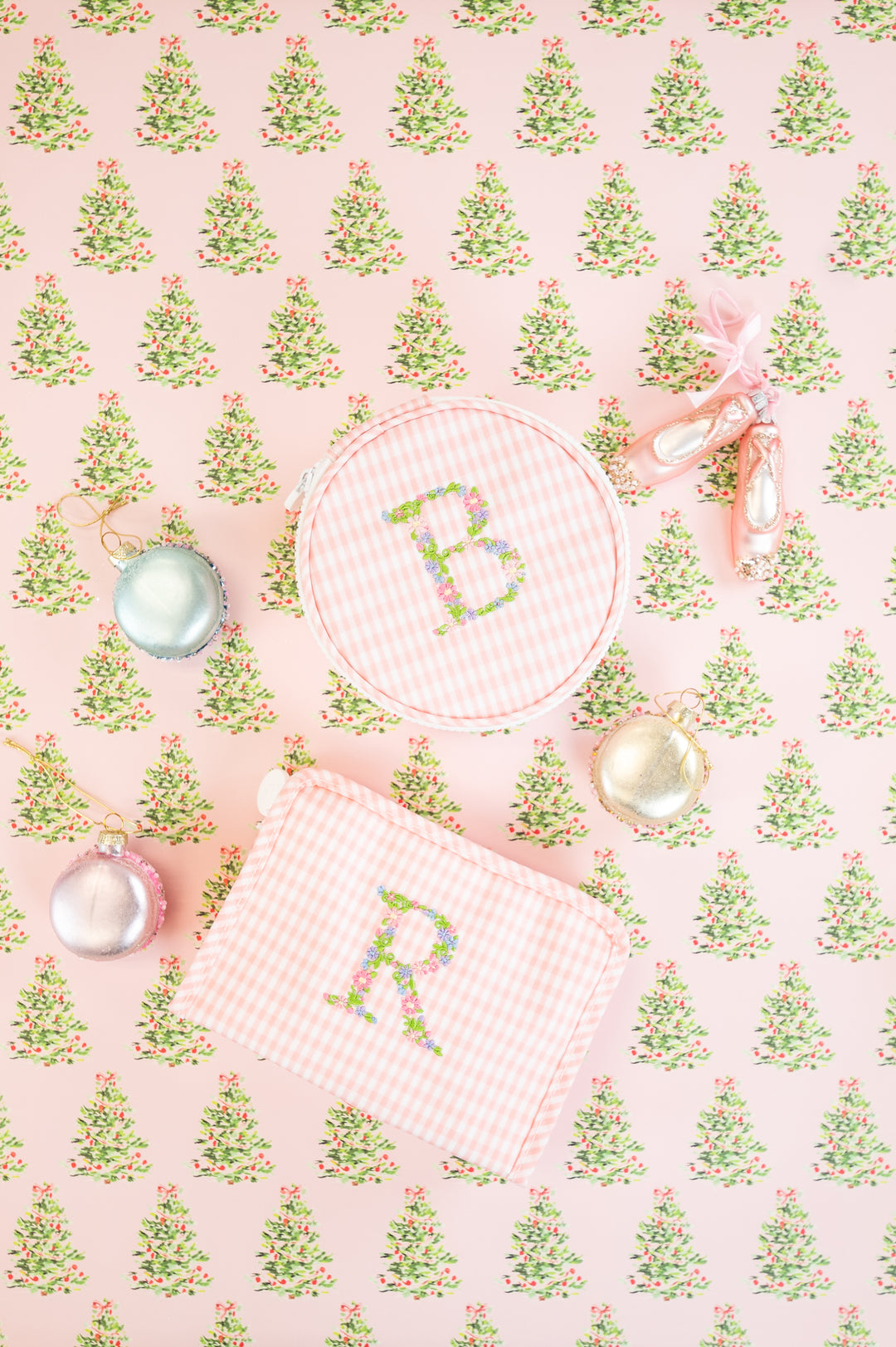 MONOGRAM ROUND - GINGHAM TAFFY