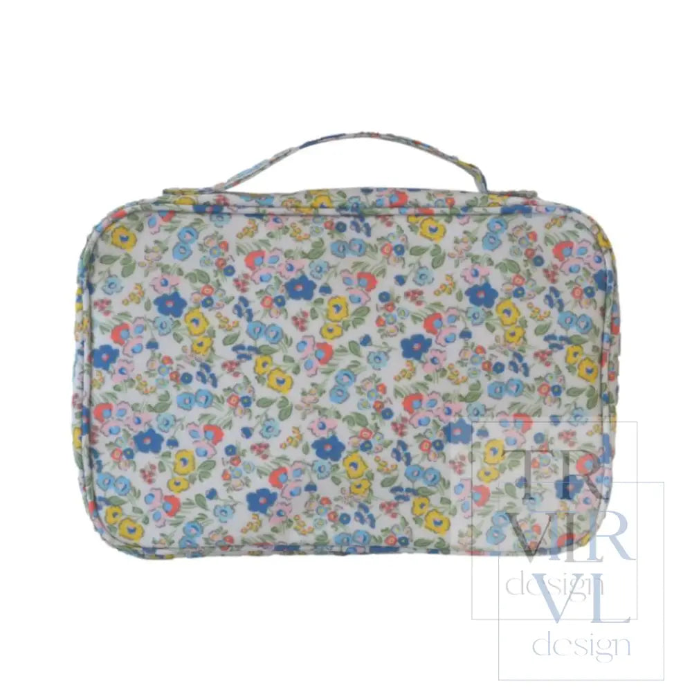 BUNDLE UP Hanging Toiletry Bag - POSIES