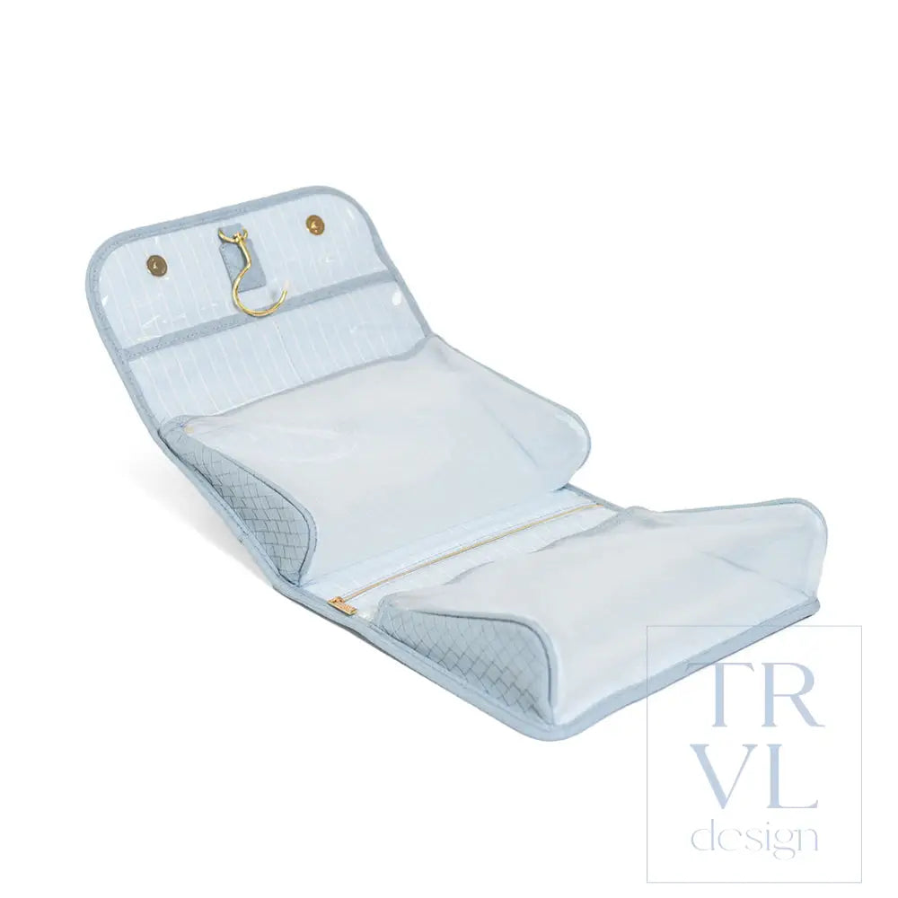 LUXE Hanging Toiletry Case - WOVEN SURF - Cosmetic & Toiletry Bags