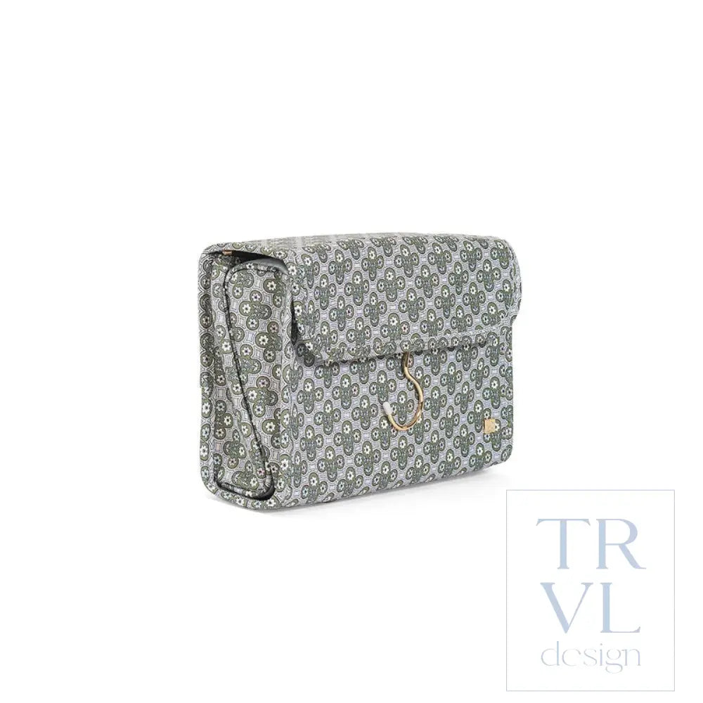 LUXE Hanging Toiletry Case SURREY with Green Pinstripe Liner - Cosmetic &amp; Toiletry Bags