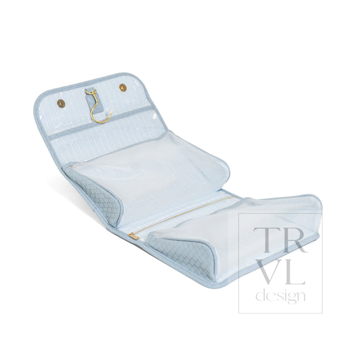 LUXE Hanging Toiletry Case - WOVEN SURF - Cosmetic &amp; Toiletry Bags